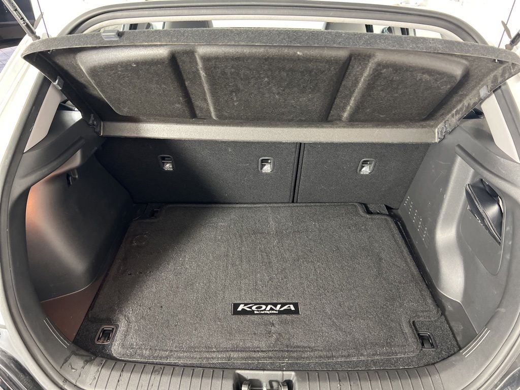 2023 Hyundai KONA SE