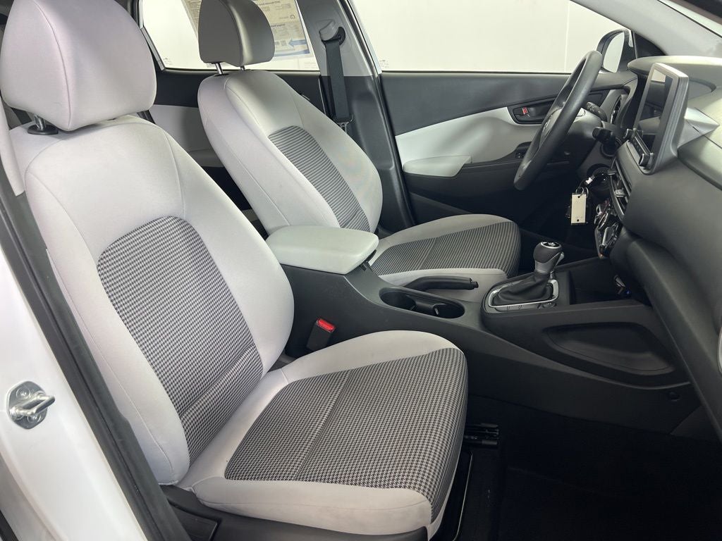 2023 Hyundai KONA SE