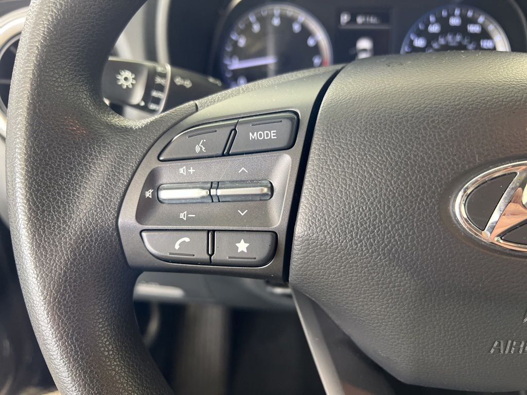 2022 Hyundai KONA SE