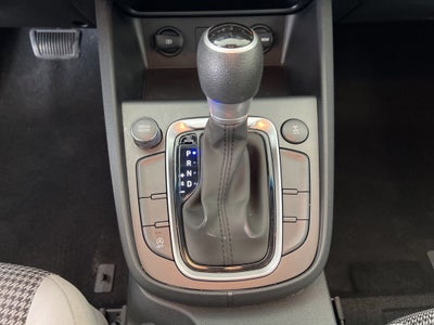 2022 Hyundai KONA SE