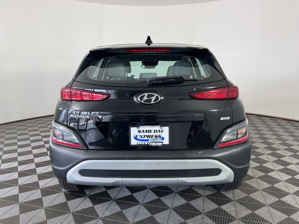2022 Hyundai KONA SE