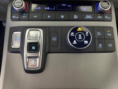 2025 Hyundai PALISADE SE