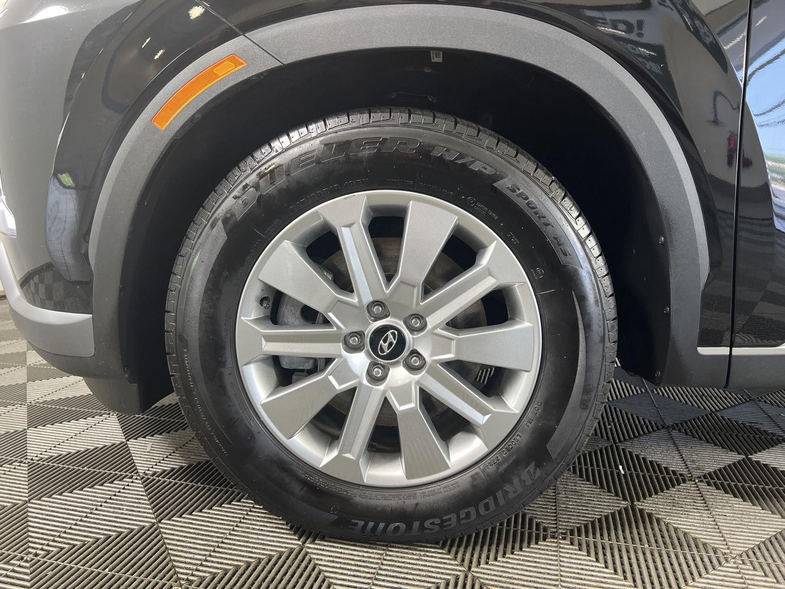 2025 Hyundai PALISADE SE