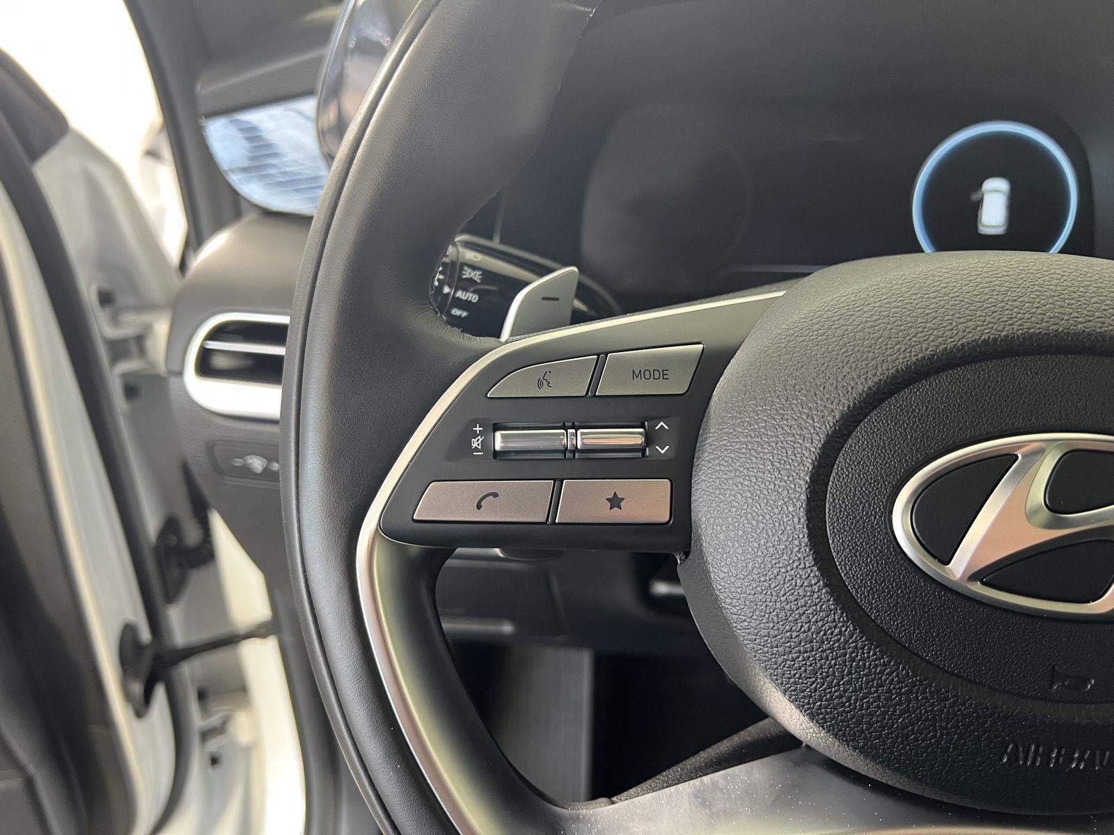 2025 Hyundai PALISADE Base