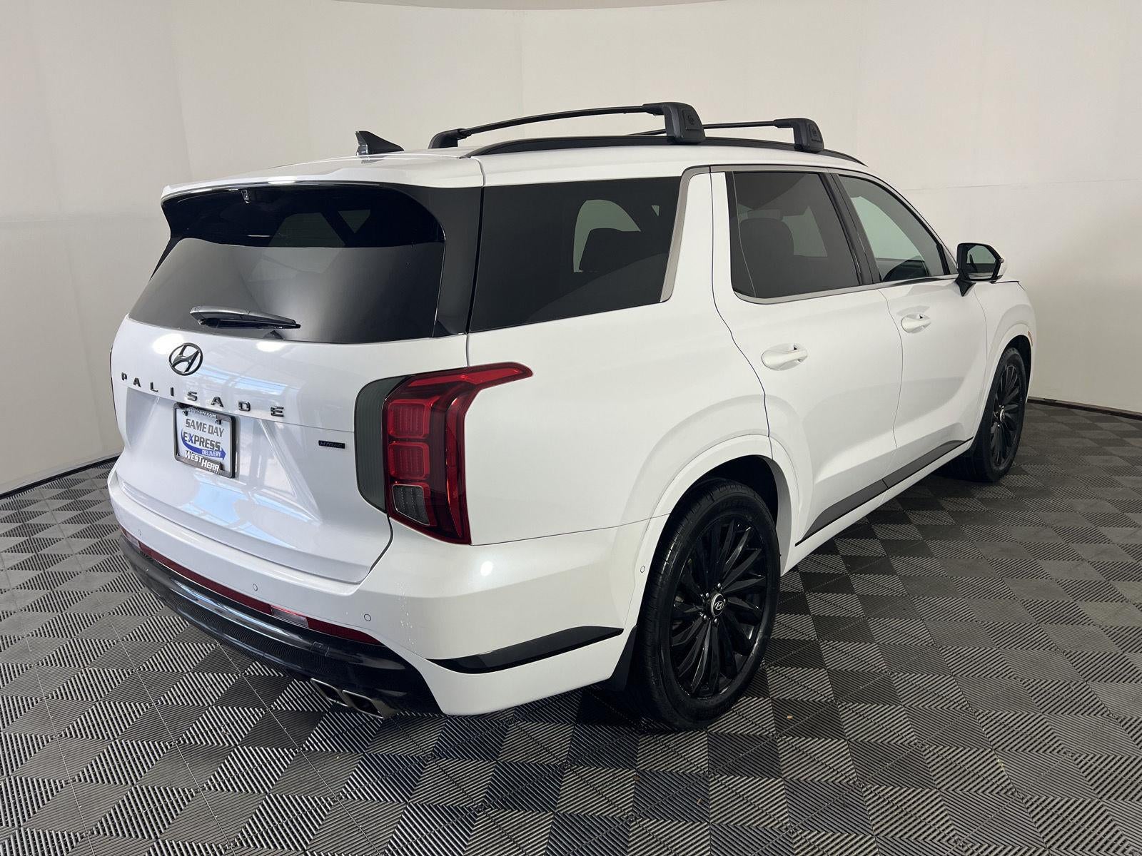 2025 Hyundai PALISADE Base