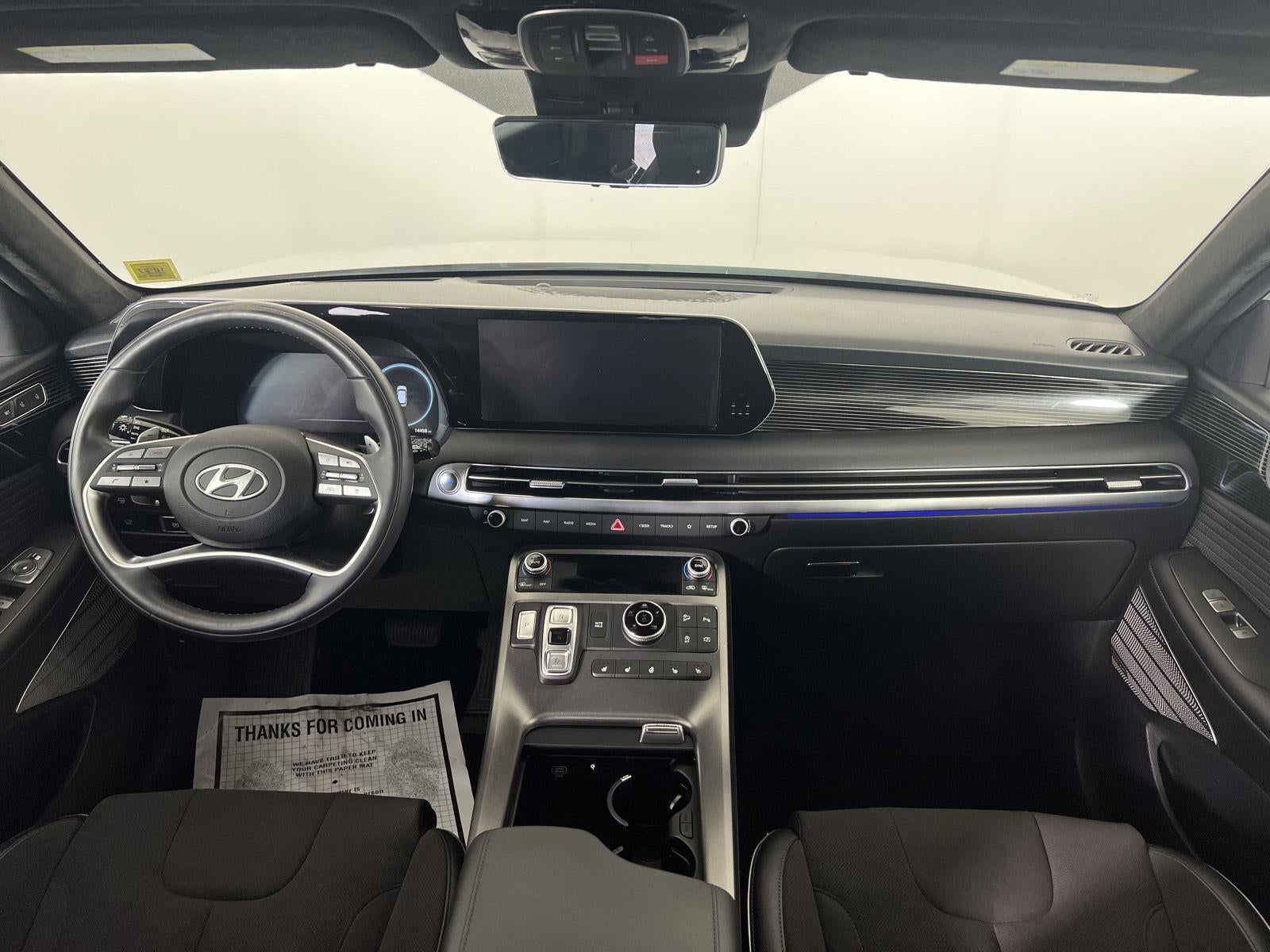 2025 Hyundai PALISADE Base