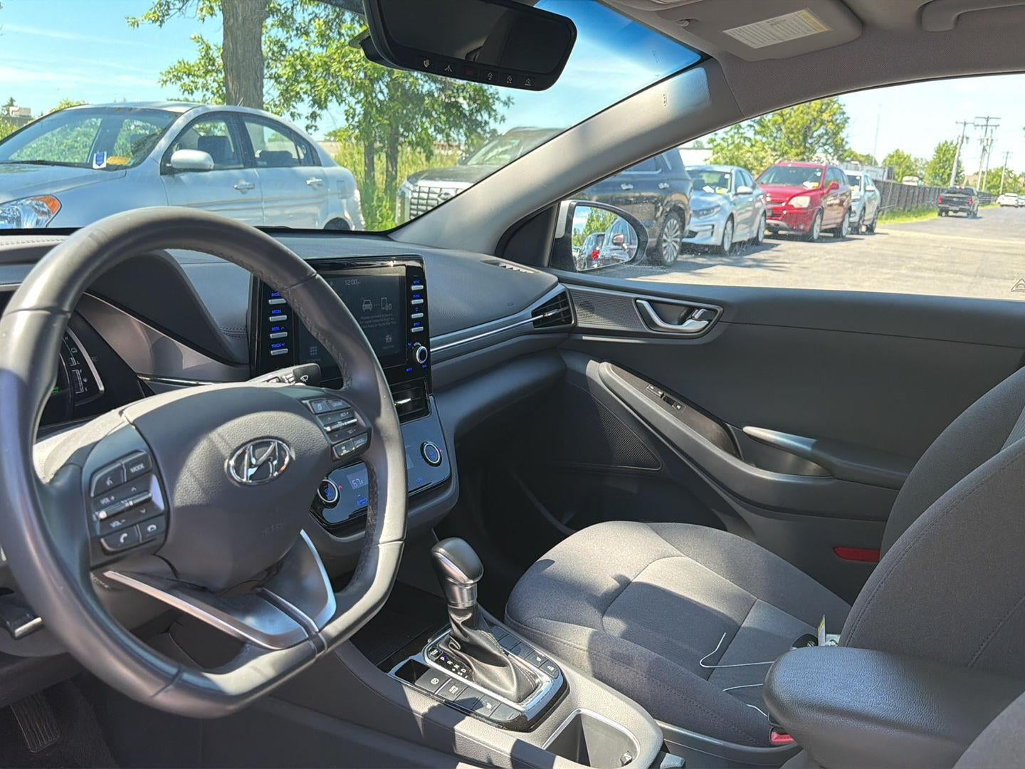 2020 Hyundai IONIQ SEL - Photo 7