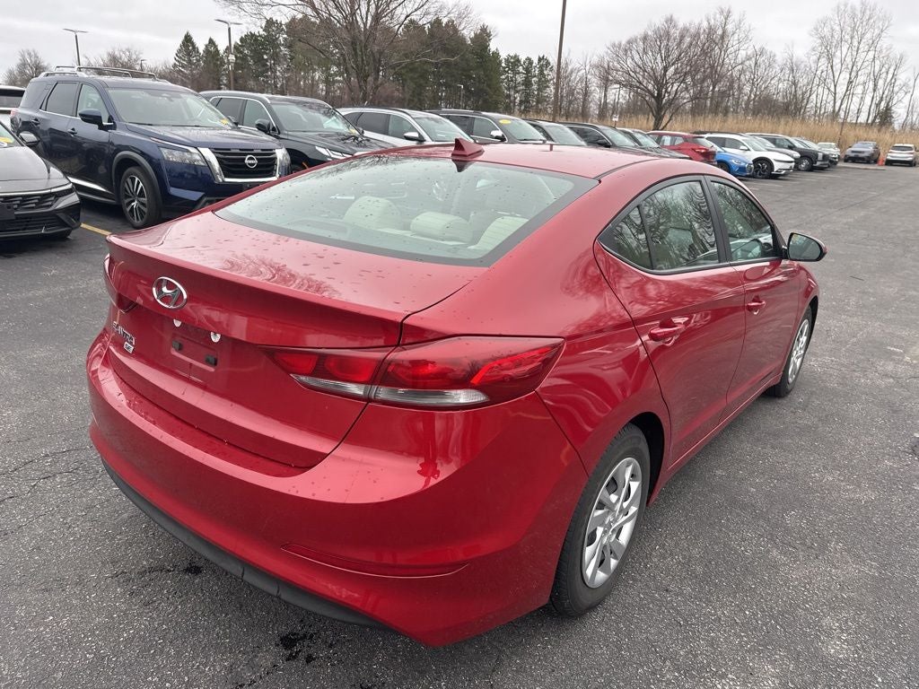 2017 Hyundai ELANTRA SE