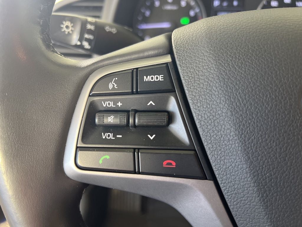 2017 Hyundai ELANTRA Value Edition