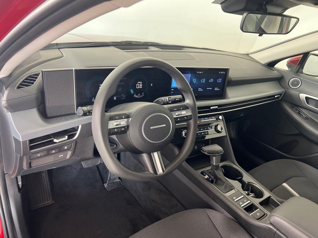 2025 Hyundai SONATA SE