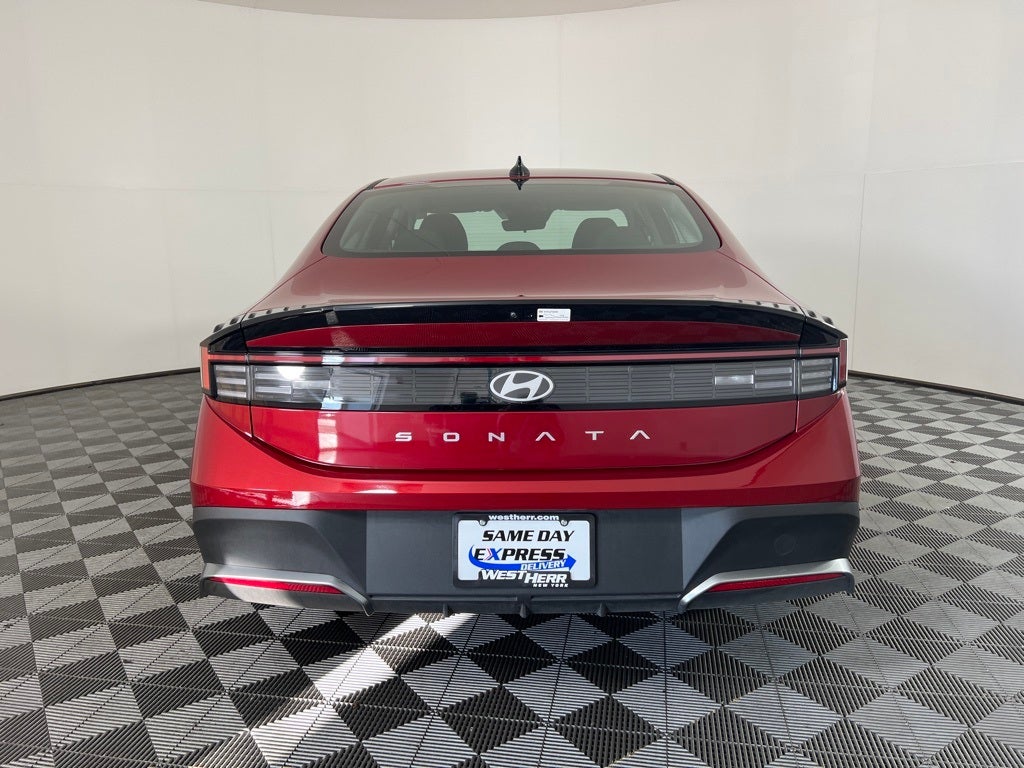 2025 Hyundai SONATA SE