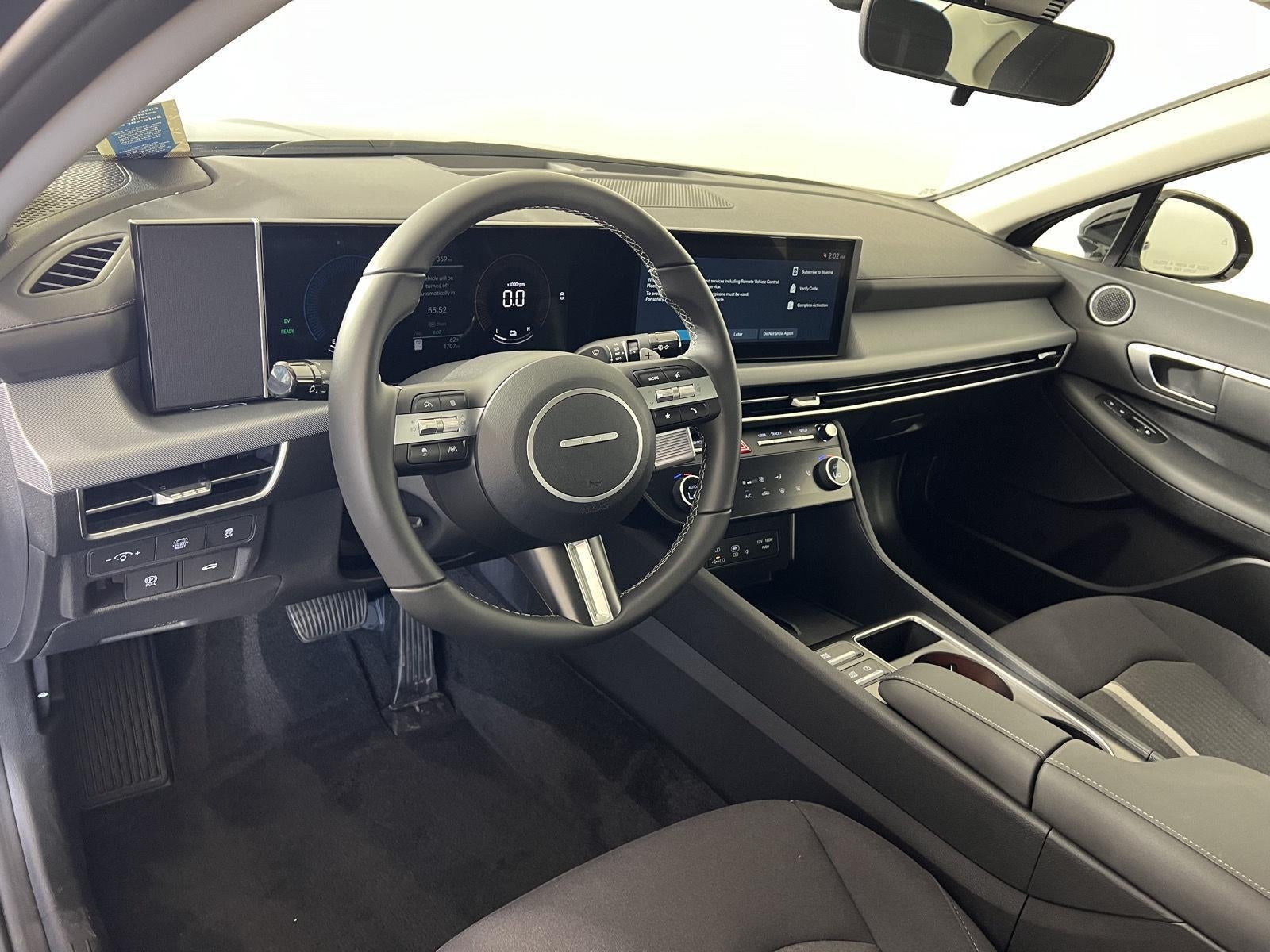 2026 Hyundai SONATA HYBRID SEL