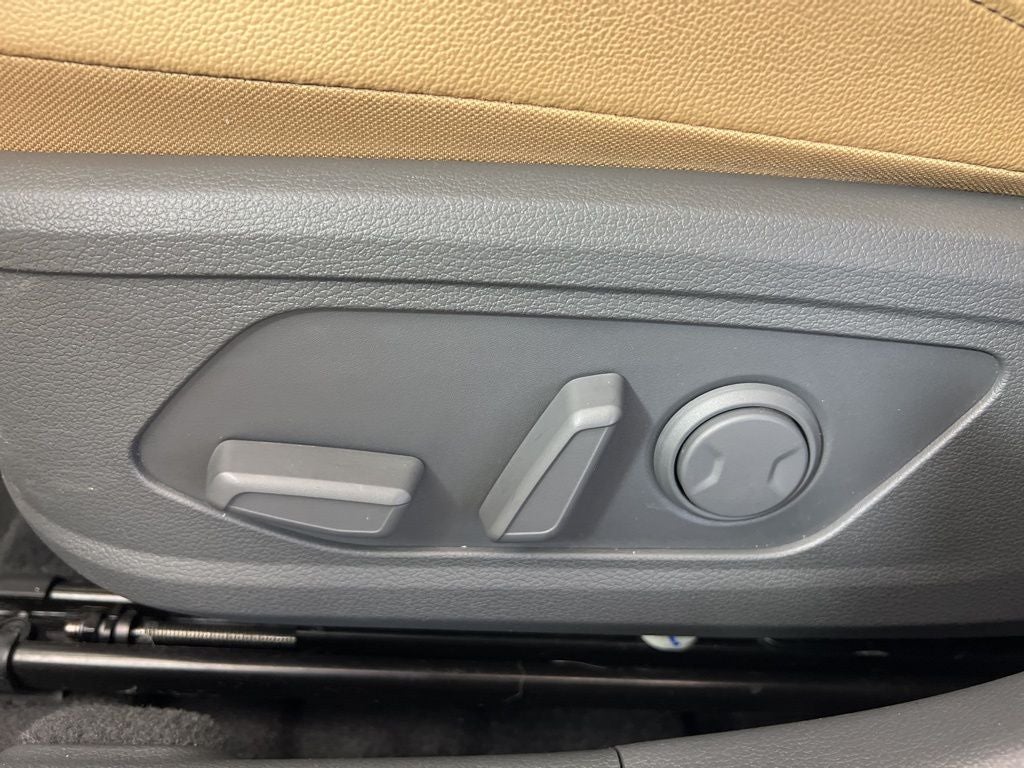 2023 Hyundai SONATA HYBRID Limited