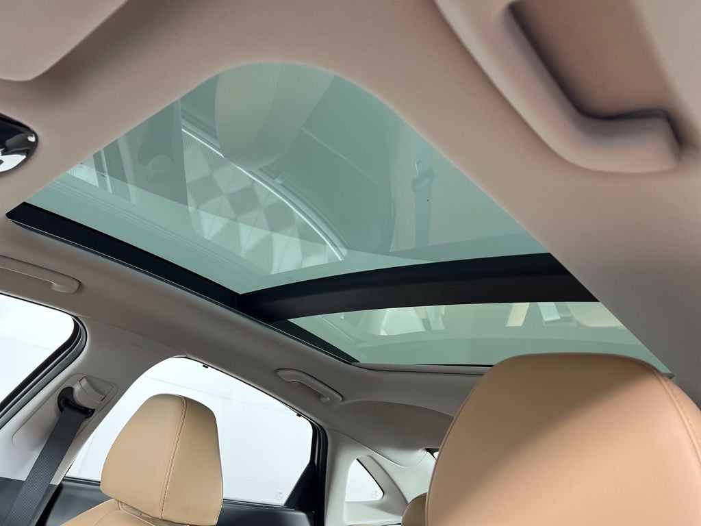 2023 Hyundai SONATA HYBRID Limited