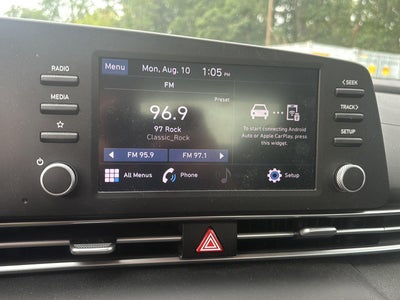 2023 Hyundai ELANTRA SE