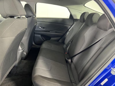 2023 Hyundai ELANTRA SE