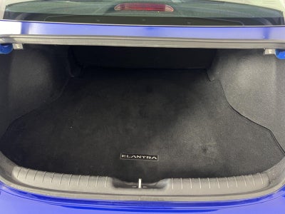 2023 Hyundai ELANTRA SE