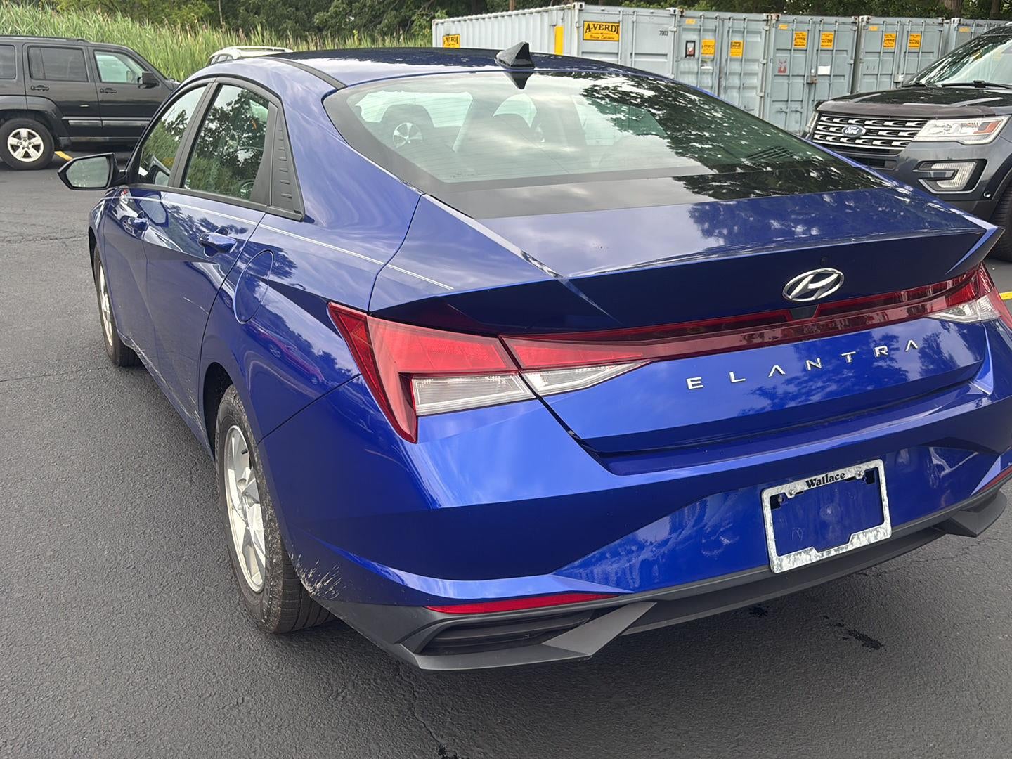 2023 Hyundai ELANTRA SE