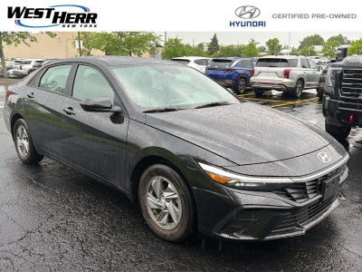 2024 Hyundai ELANTRA SE