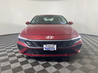 2024 Hyundai ELANTRA SE