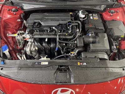 2024 Hyundai ELANTRA SE