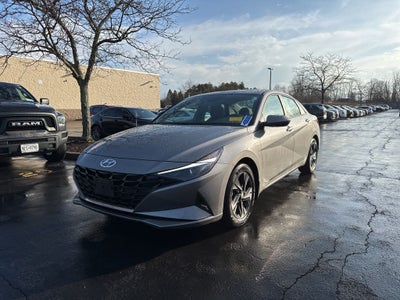 2022 Hyundai ELANTRA HYBRID Blue