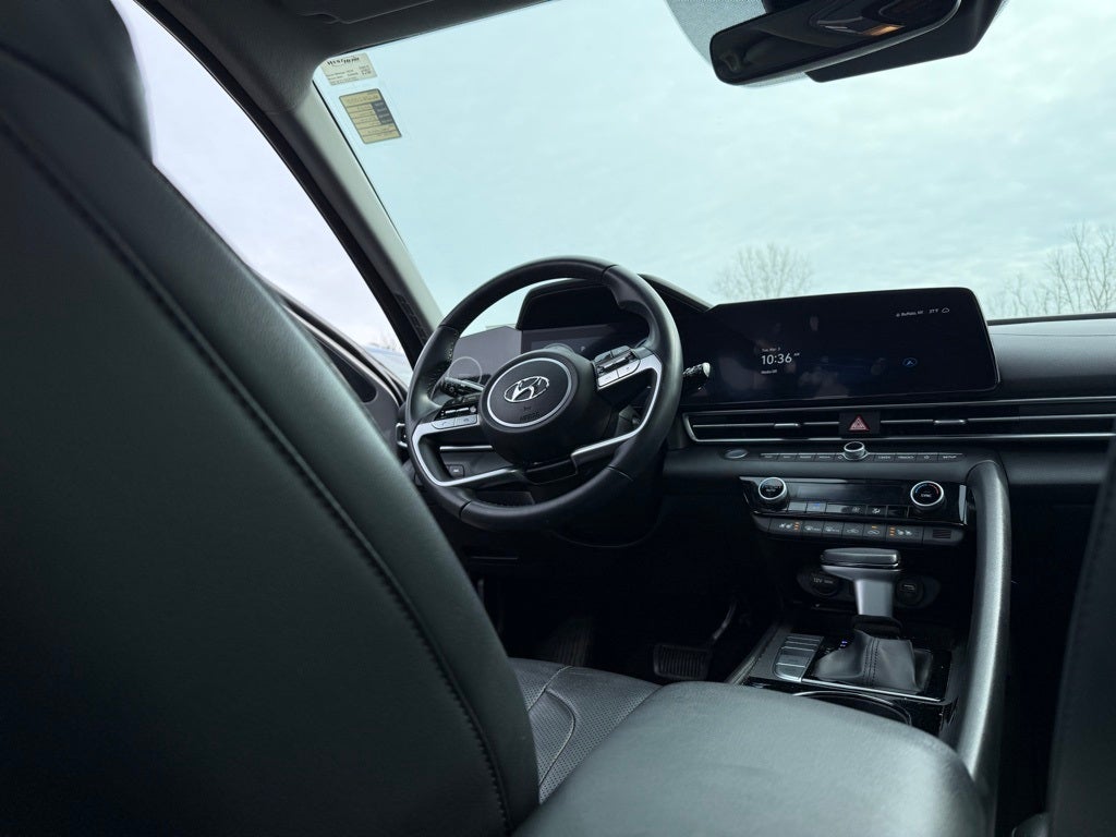 2023 Hyundai ELANTRA HYBRID Limited