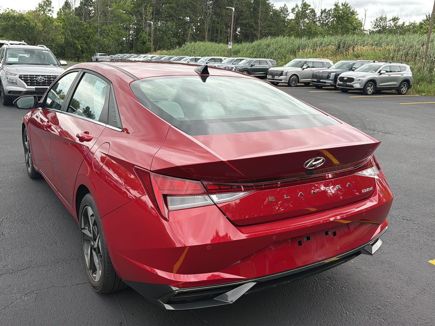 2023 Hyundai ELANTRA Limited