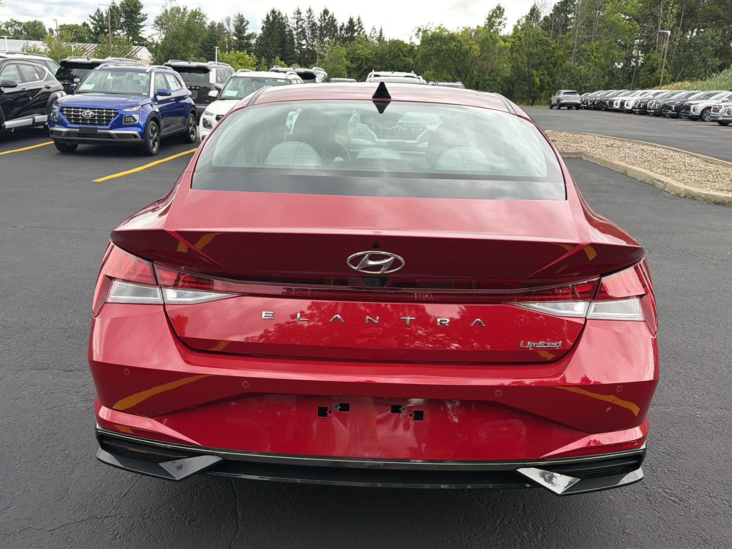 2023 Hyundai ELANTRA Limited