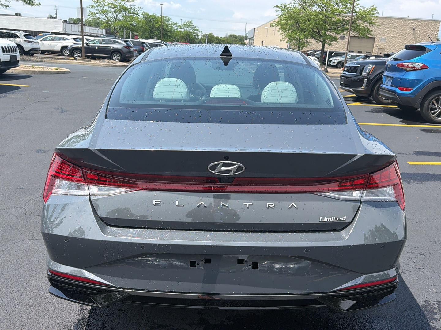 2023 Hyundai ELANTRA Limited
