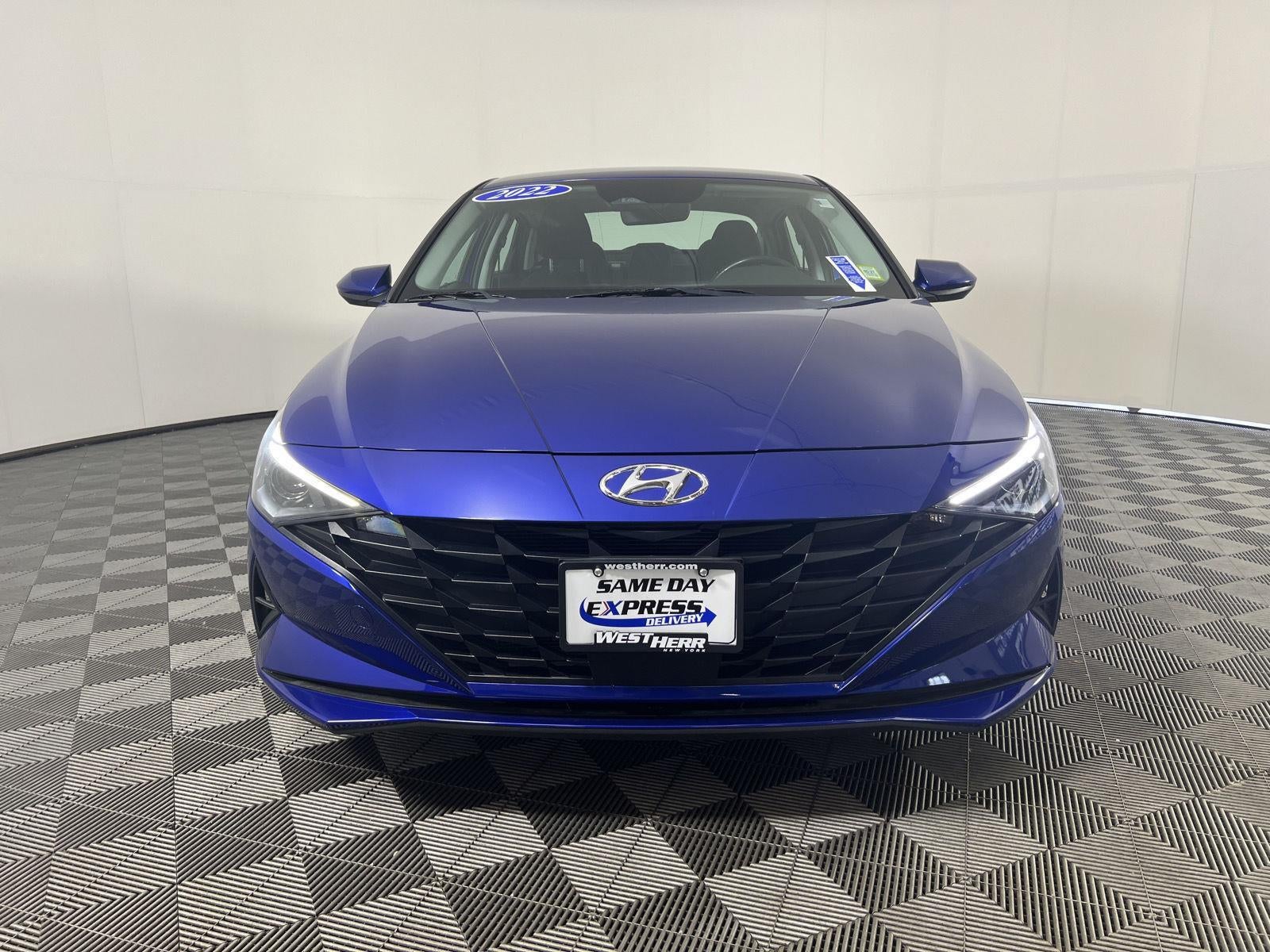 2022 Hyundai ELANTRA SEL
