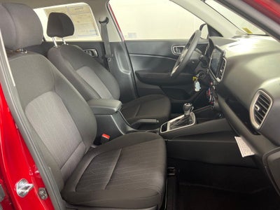 2025 Hyundai VENUE SE