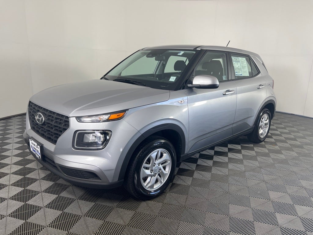 2025 Hyundai VENUE SE