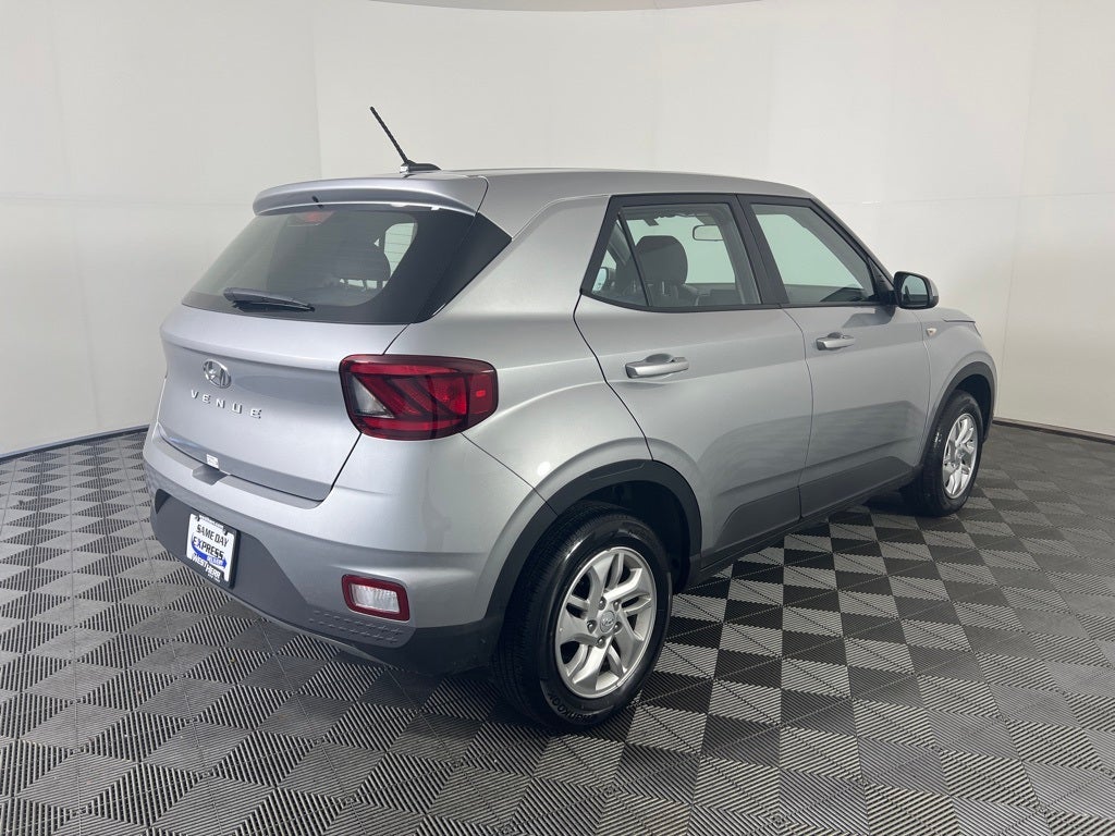 2025 Hyundai VENUE SE