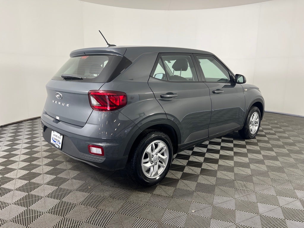 2025 Hyundai VENUE SE