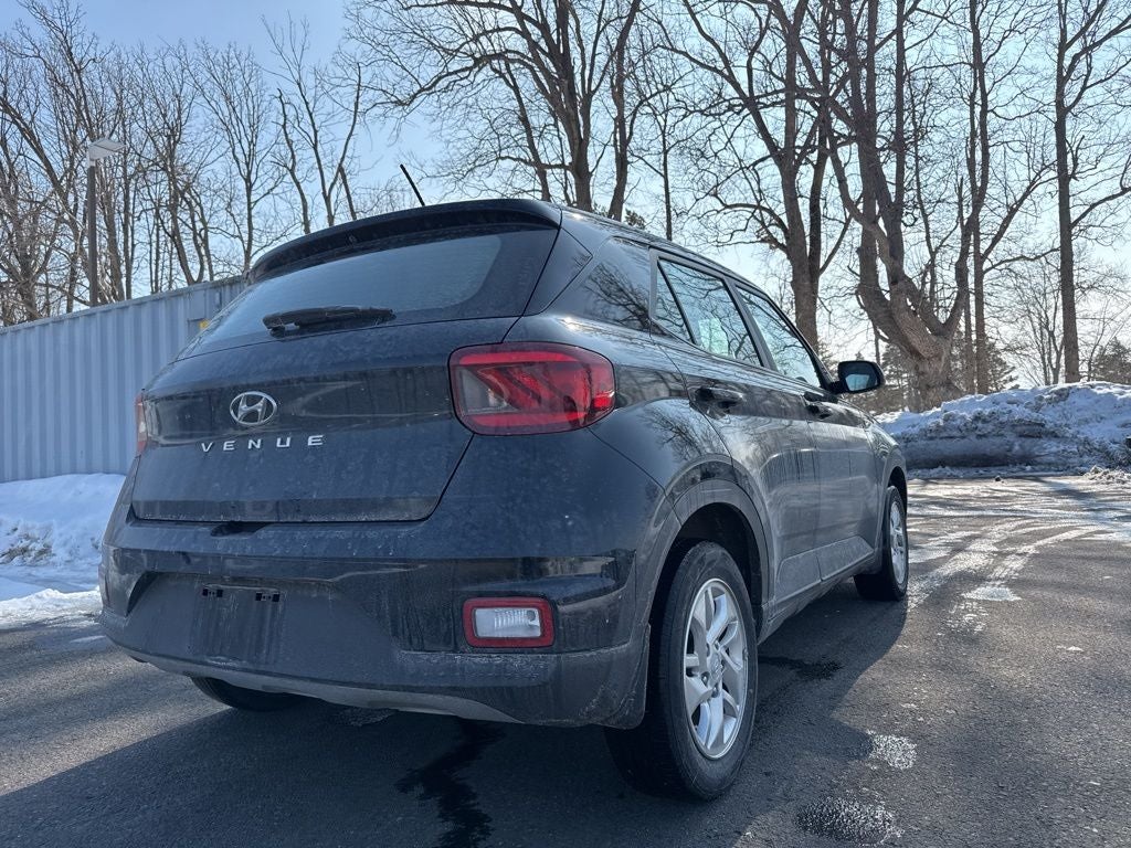 2023 Hyundai VENUE SE
