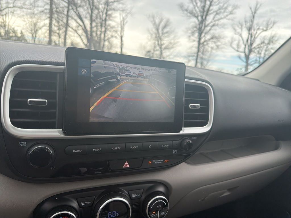 2023 Hyundai VENUE SEL