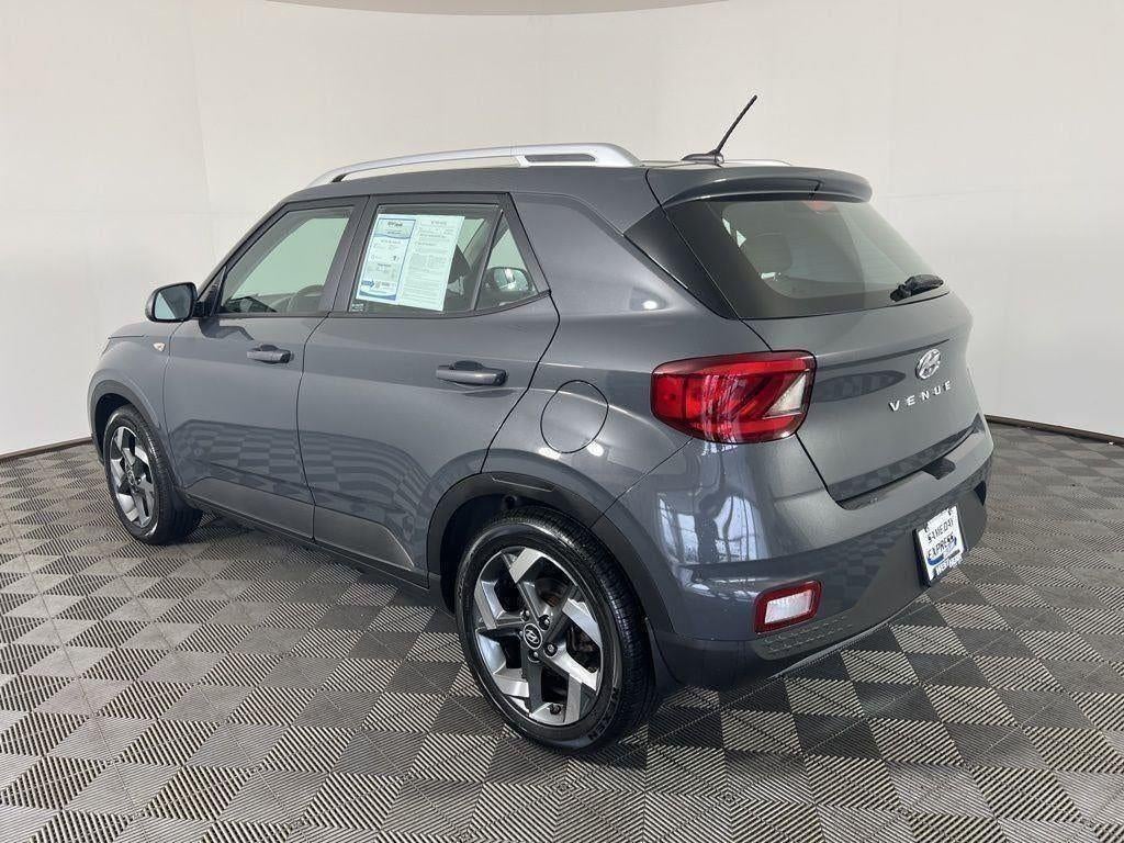 2023 Hyundai VENUE SEL