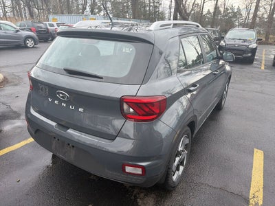 2023 Hyundai VENUE SEL
