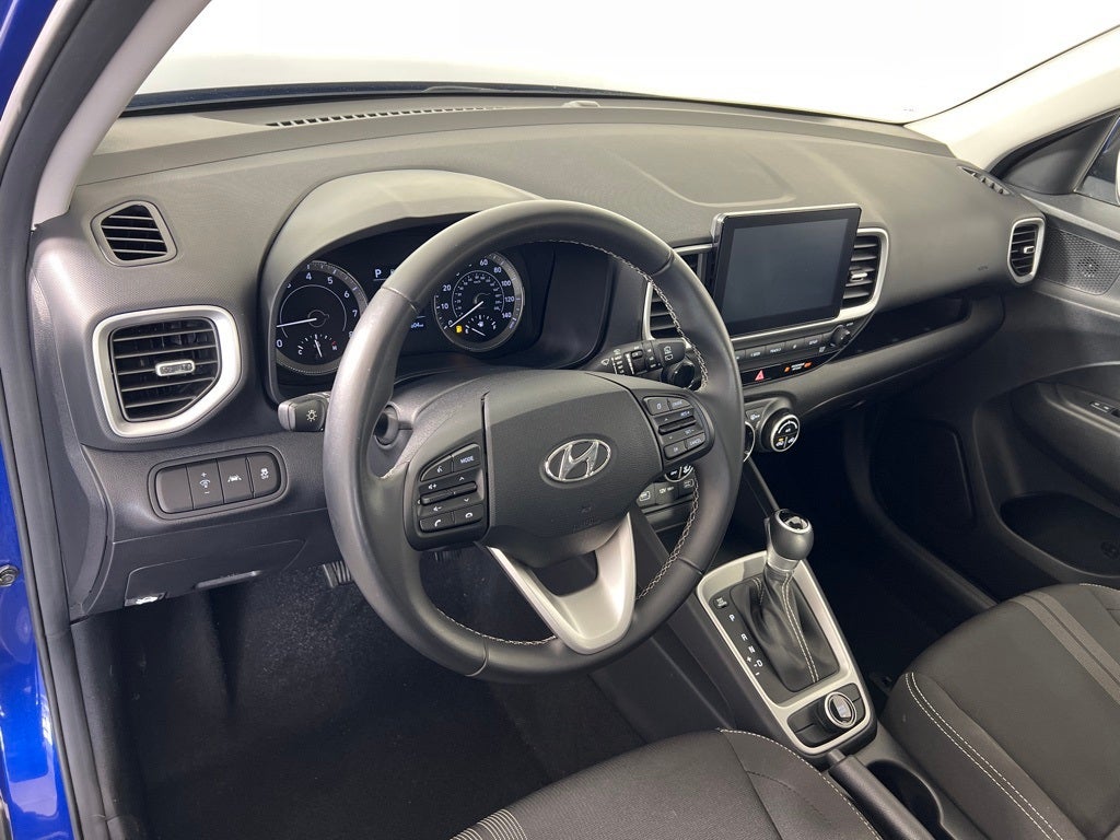 2022 Hyundai VENUE SEL