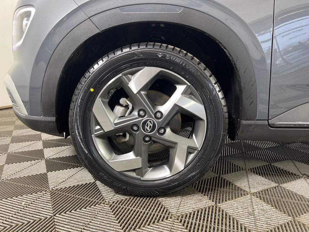 2023 Hyundai VENUE Limited