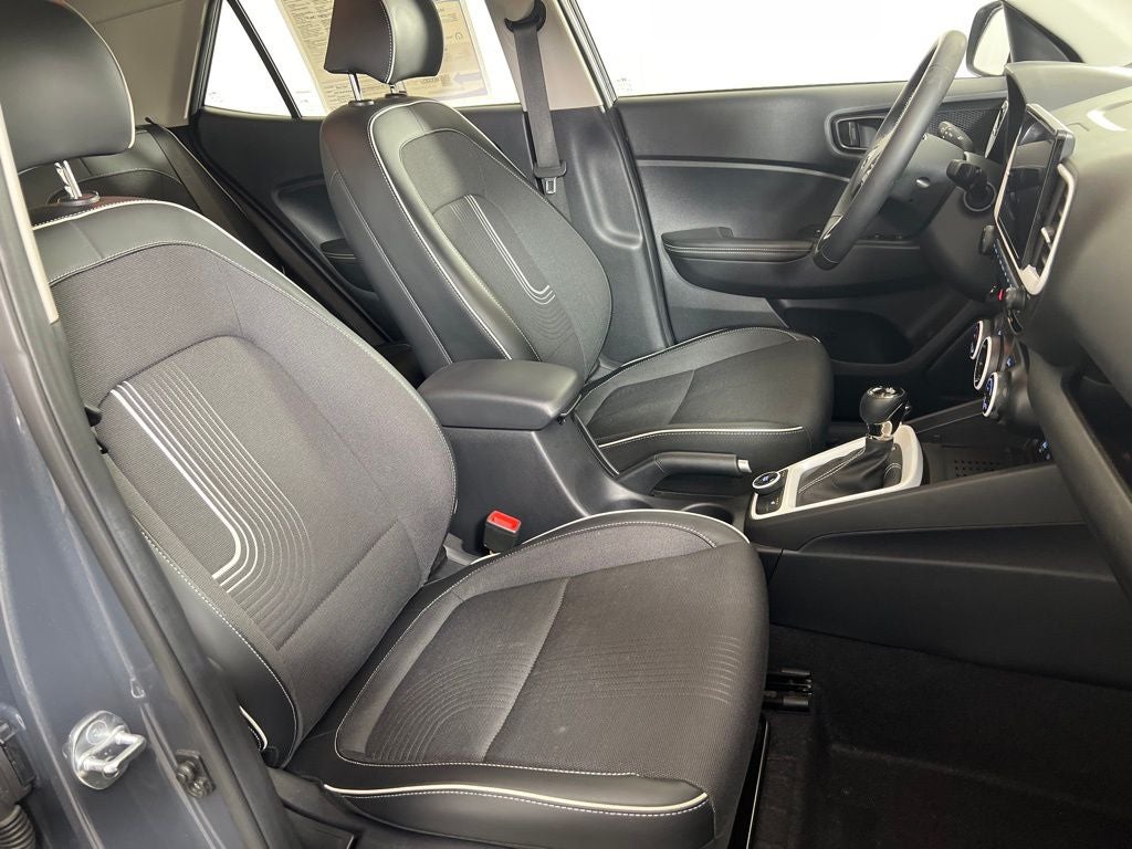 2023 Hyundai VENUE Limited