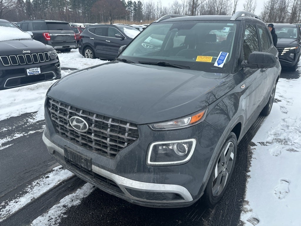 2023 Hyundai VENUE Limited