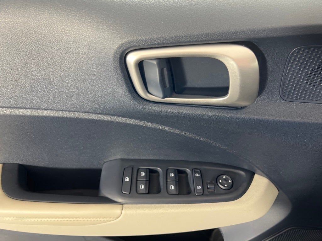 2024 Hyundai VENUE Limited