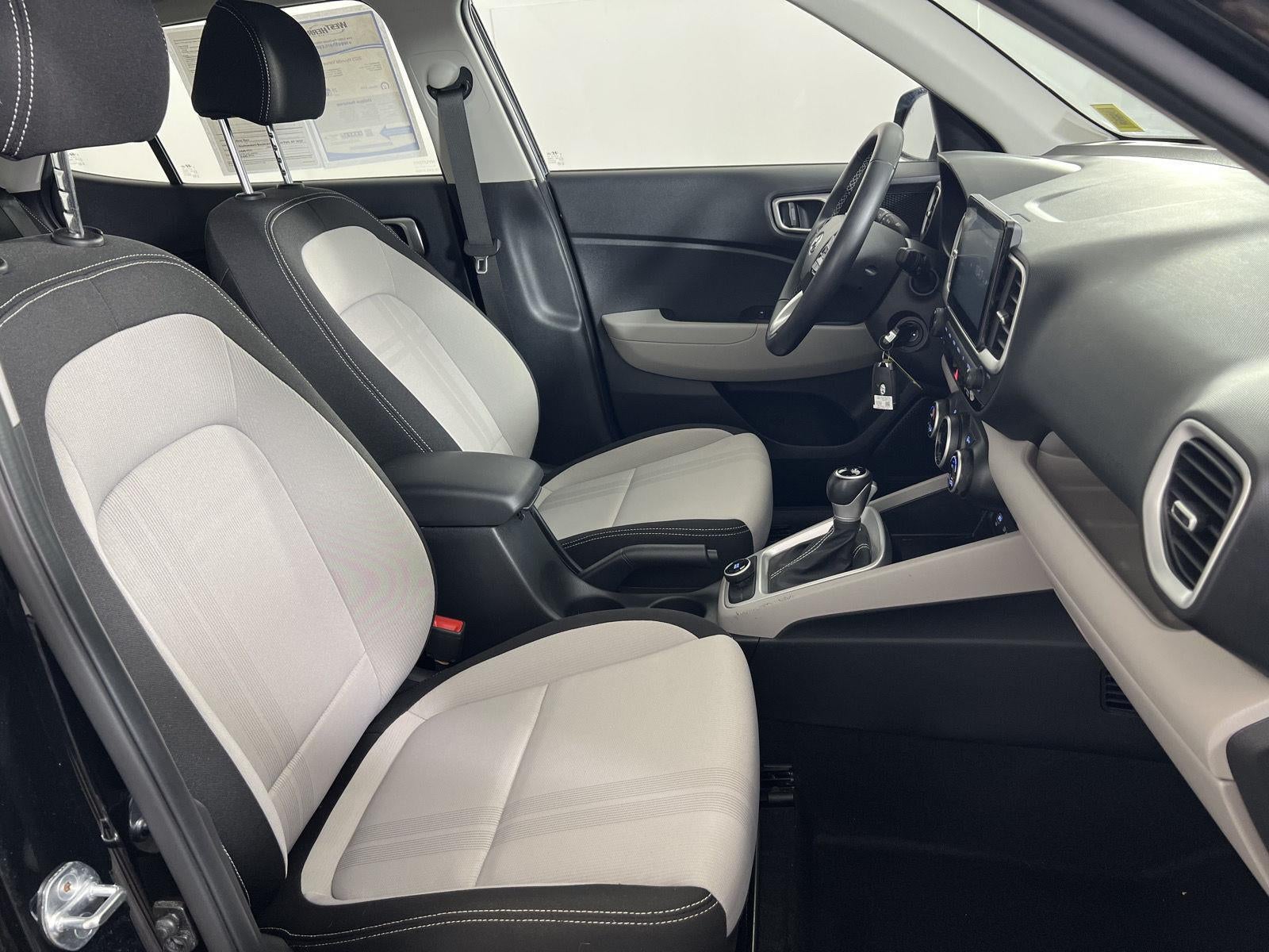 2023 Hyundai VENUE SEL