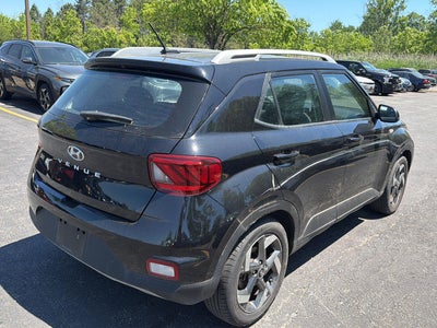 2023 Hyundai VENUE SEL