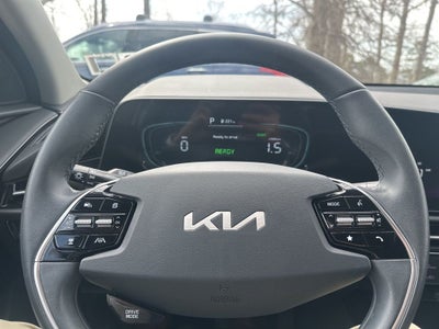 2023 Kia Niro EX