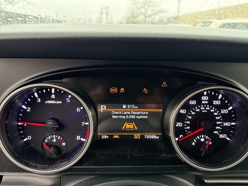 2022 Kia Carnival LX