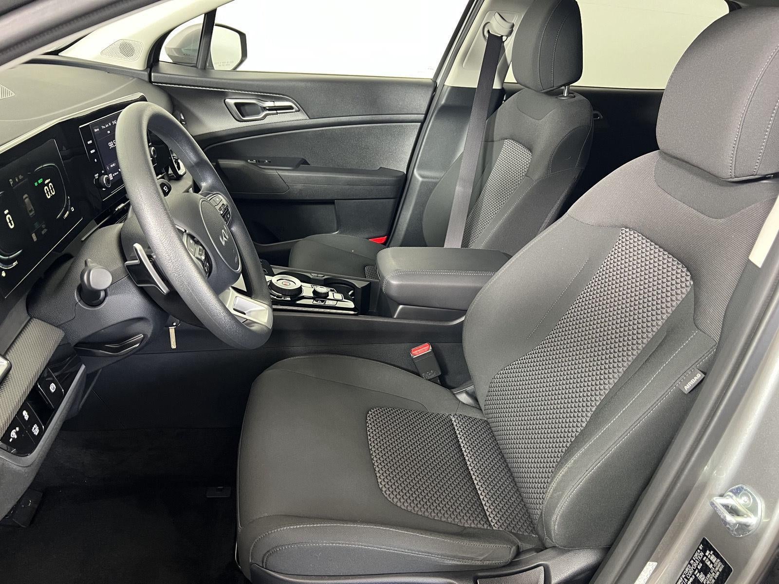2023 Kia Sportage Hybrid LX