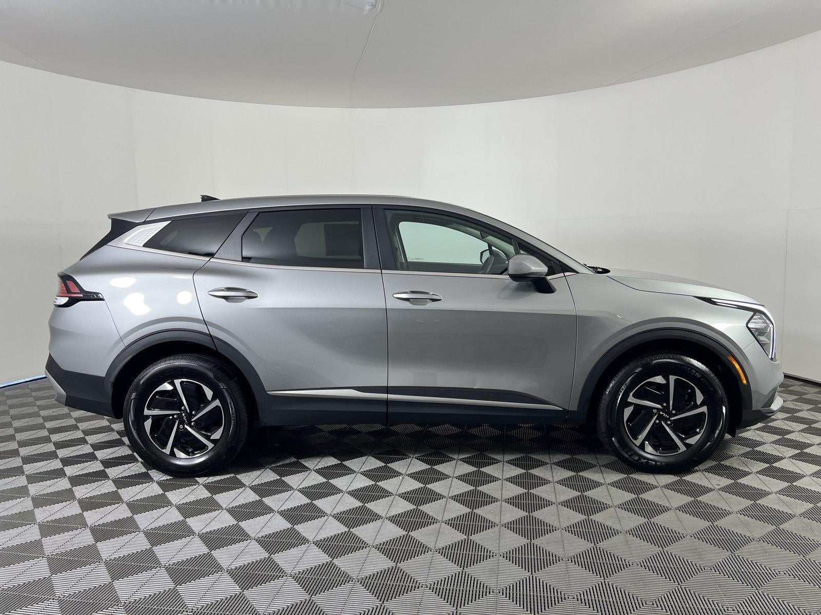 2023 Kia Sportage Hybrid LX